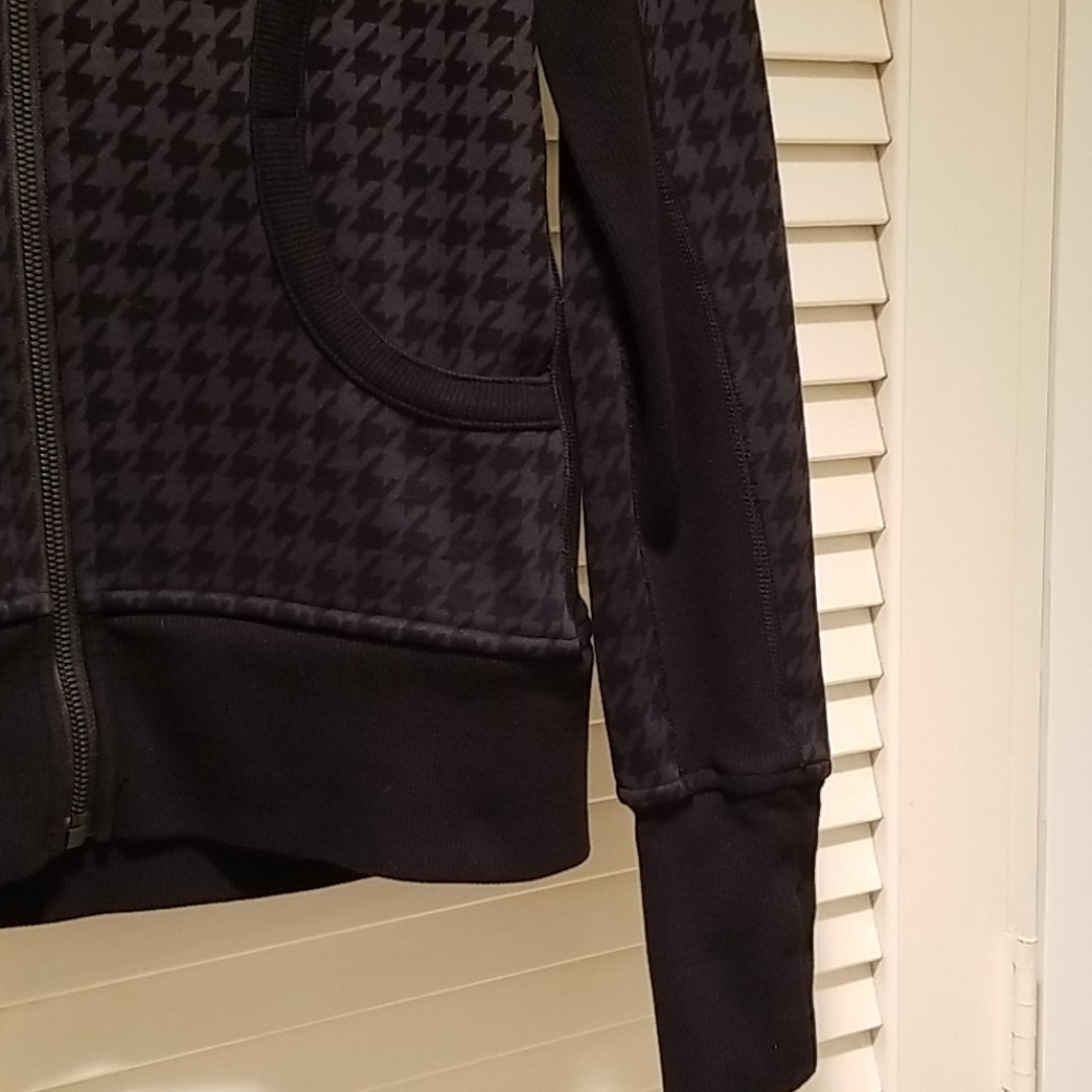 Lululemon Scuba Hoodie II, Giant Houndstooth Dip Dye Deep Coal Black/Bla… - Picture 4 of 11